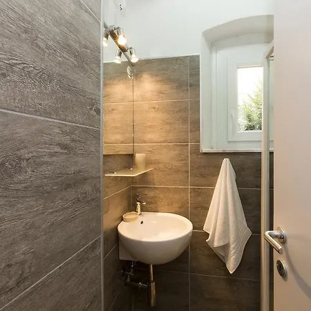 بيت ضيافة Le Farfalle