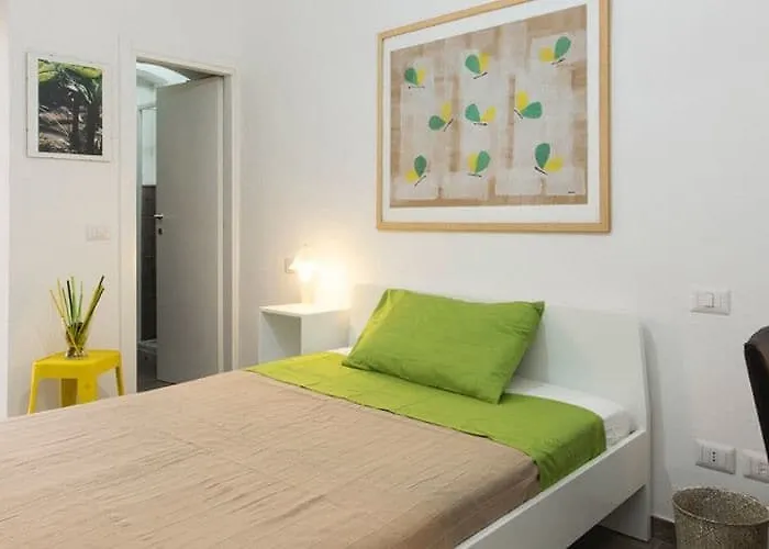 Le Farfalle Гостевой дом 3*