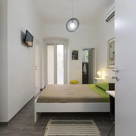 Le Farfalle لا سبيتسْيا